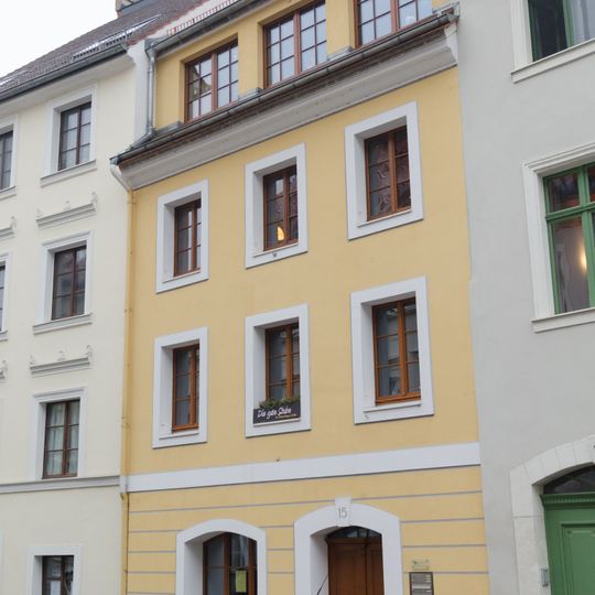 Wohnhaus in geschlossener Bebauung Handwerk 15