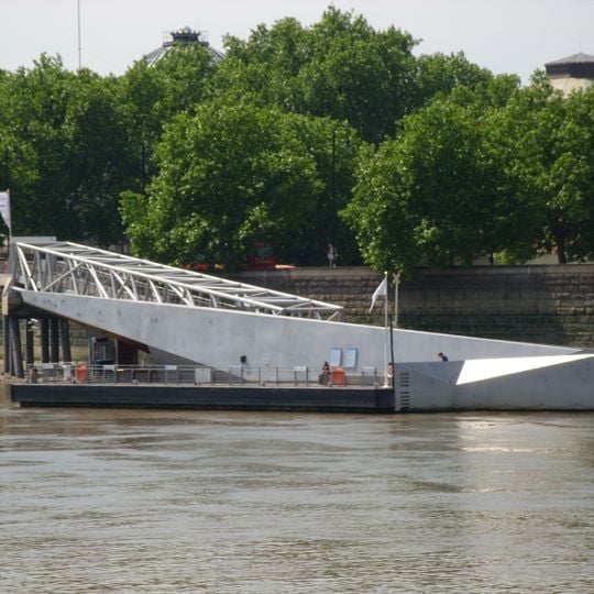 Millbank Millennium Pier