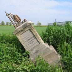 Pamětní kříž u vysílacího střediska Jeneč