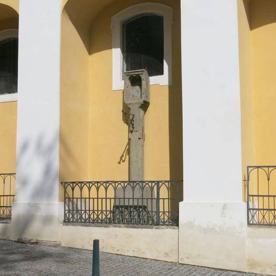 Boží muka u kostela svaté Anny v Kadani