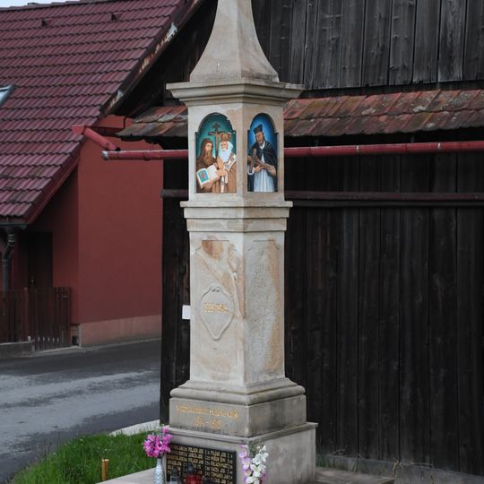 World Wars memorial in Lužná