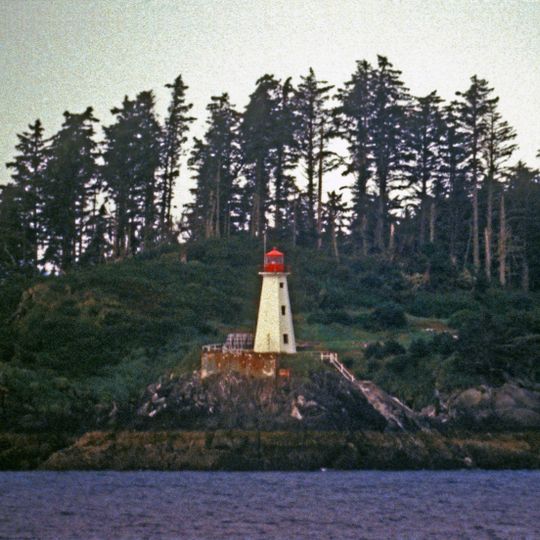 Lucy Islands light