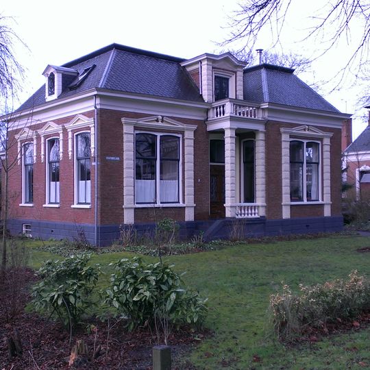 Rentenierswoning in eclectische stijl met neo-renaissance-elementen