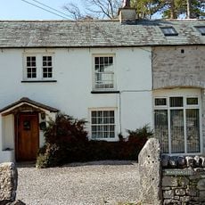 Bradshawgate Farmhouse And Adjoining Barn