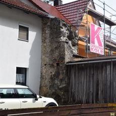 Associated remains of the late medieval market fortifications