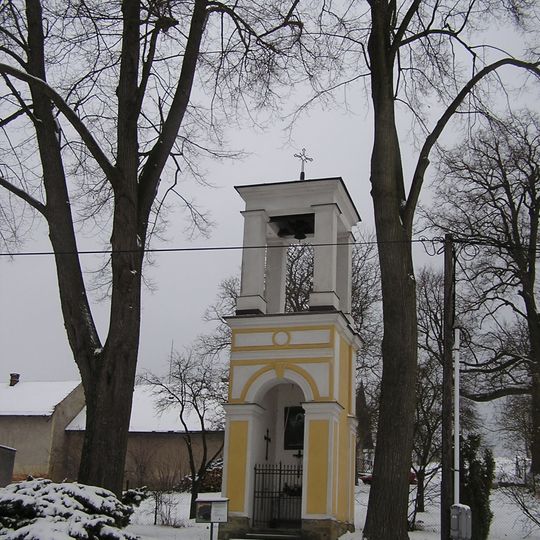 Lípy u kapličky v Brné