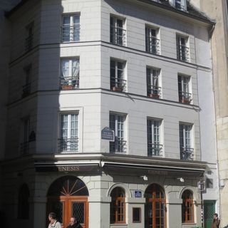 Immeuble, 15 rue des Lavandières-Sainte-Opportune, Rue Jean-Lantier