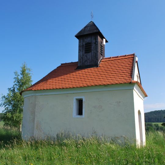 Kaple na kopci ve Frymburku