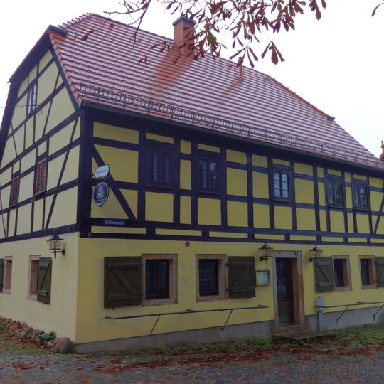 „Brauschänke“; Wohnhaus mit rückwärtigem Anbau Schloßstraße 18