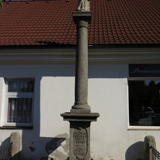 Boží muka se svatým Antonínem