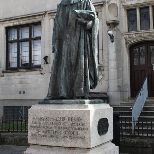Statue of Seymour Berry, 1st Baron Buckland