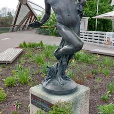 Knabe in Gefahr