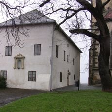 Škola partikulární