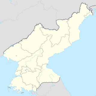 Sakkap-pong (tumoy sa bukid sa Amihanang Korea, Chagang-do, lat 40,57, long 125,83)