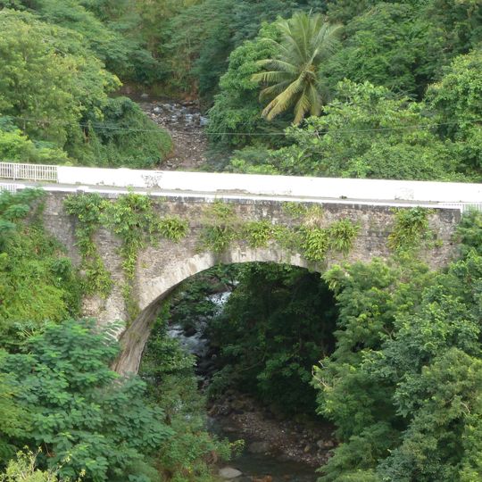 Pont sur le Galion