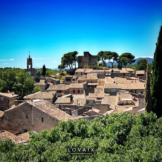 Le Village Troglodytique de Cucuron