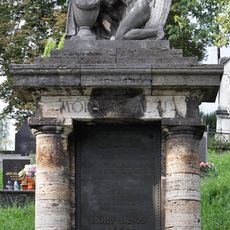 Skladateľ, pedagóg, hrob s náhrobníkom