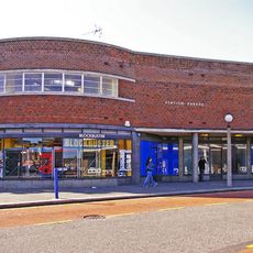 Numbers 1 To 8 Including Eight Lamp Posts To East And West