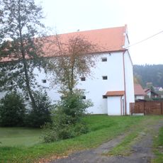 Zemědělský dvůr čp. 16