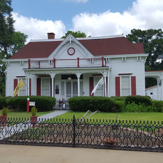 Mathews-Powell House
