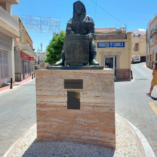 Monumento a la emporronadora