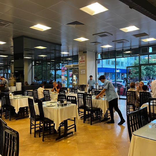 Kanaat Lokantası