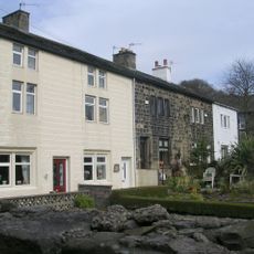 3 And 5, Castle Grove