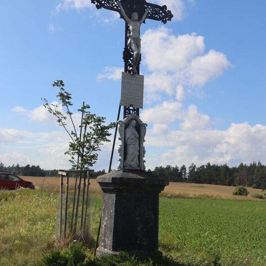 Kříž na křižovatce západně od Pyšele