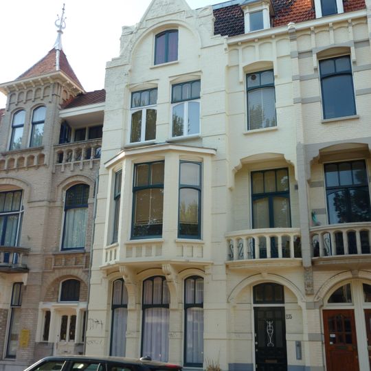 Laan van Meerdervoort 235, The Hague