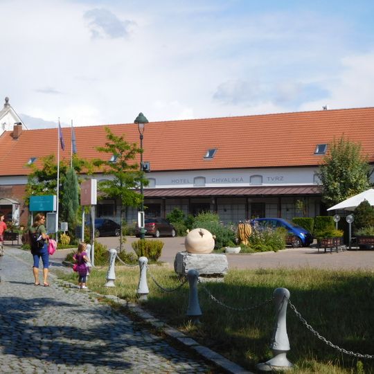 Hotel Chvalská tvrz