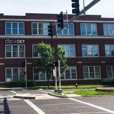 1907 Dorris Motor Car Company Building