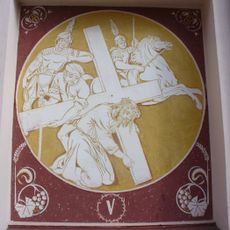 Kaplička V. zastavení křížové cesty u kostela v Mařenicích