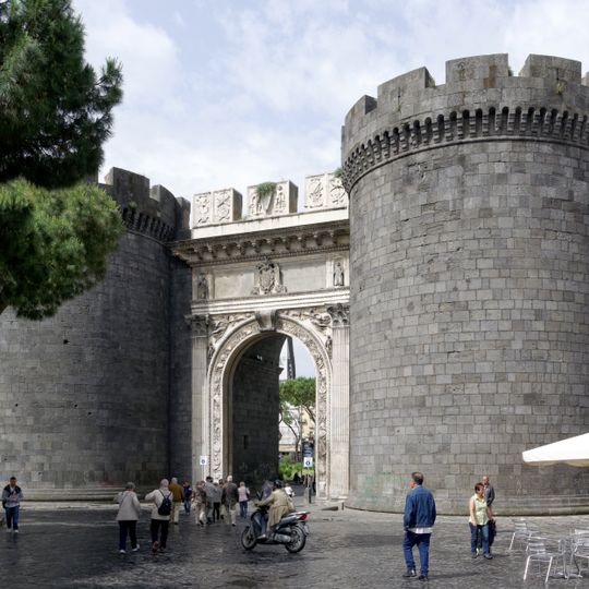 Porta Capuana