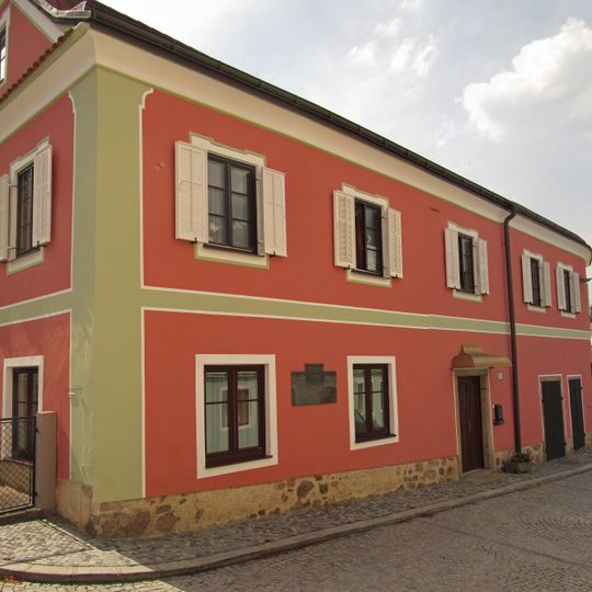 Wohn- und Geschäftshaus