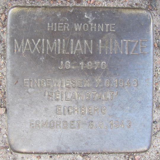 Stolperstein en memoria de Maximilian Hintze
