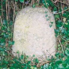 Stone in Woodstock Road outside Number 385