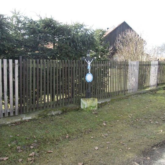 Kříž v severní části Plání