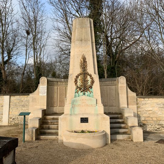 Monument aux morts du cimetière de Saint-Maurice