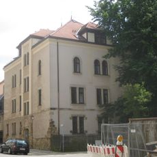 Katholisches Pfarrhaus in offener Bebauung Gießerstraße 36