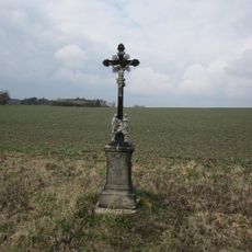 Kříž východně od Chvojnova u cesty do Utěchoviček