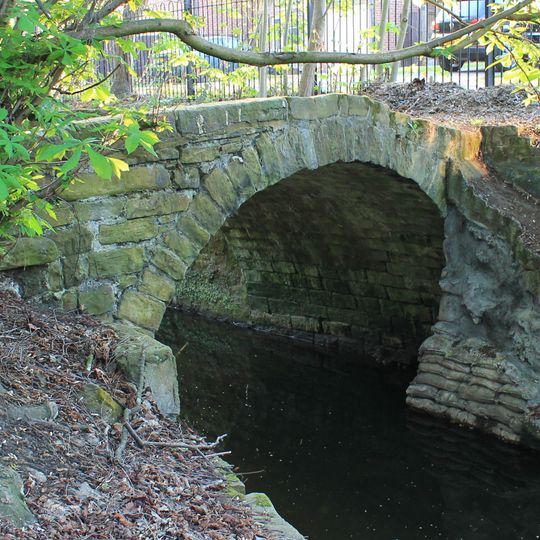 Packhorse bridge over Meanwood Beck