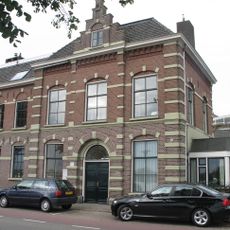 Pand met restanten van de middeleeuwse stadsmuur (voorm. sigarenfabriek "J.H. van Hulst & Co")