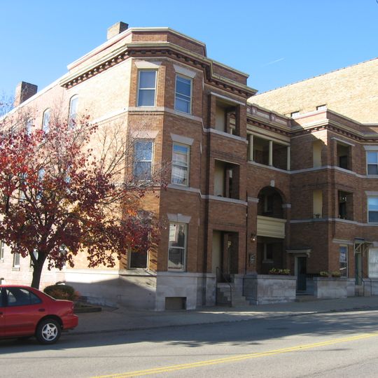 Adena Court Apartments