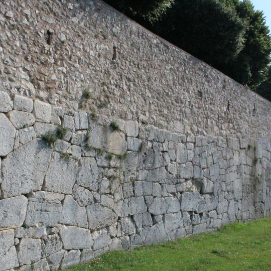 Defensive walls of Amelia