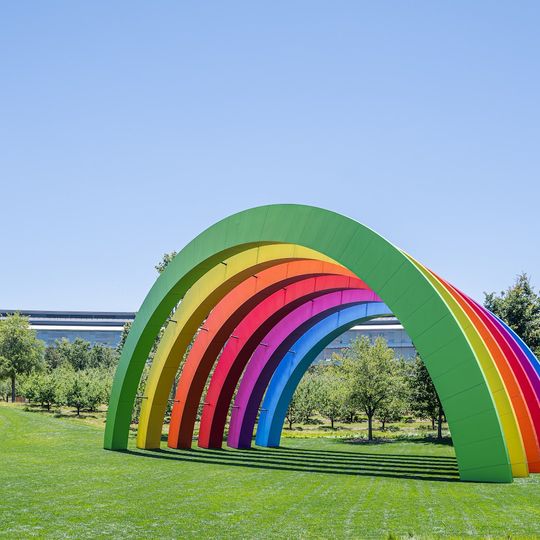 Apple Rainbow Stage