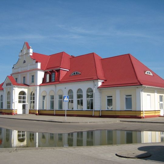 Slonim train station