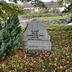 Památník založení obce ve Vísce