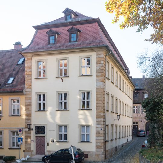 Ehemaliges Domkapitelsches Syndikatshaus und Domvikarienhaus