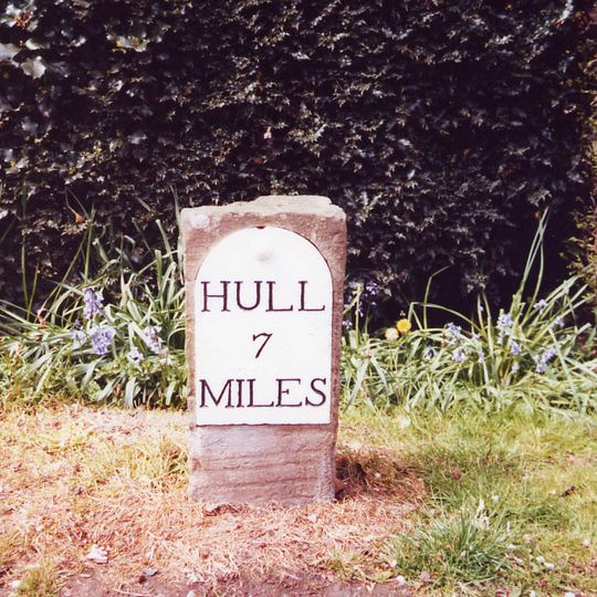 Milestone, Kemp Road, Swanland