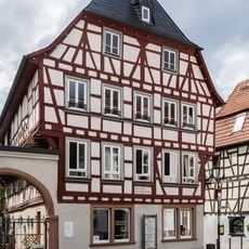 Ehem. Gasthaus 'Zum schwarzen Bären', Alte Kellerei